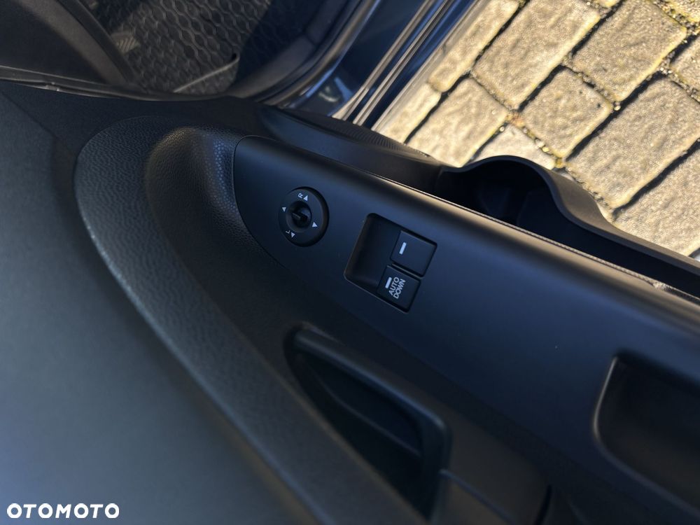 Kia Venga 1.6 M - 17