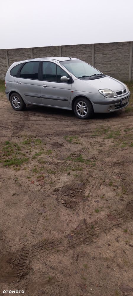 Renault Scenic 1.6 16V EXpression - 1