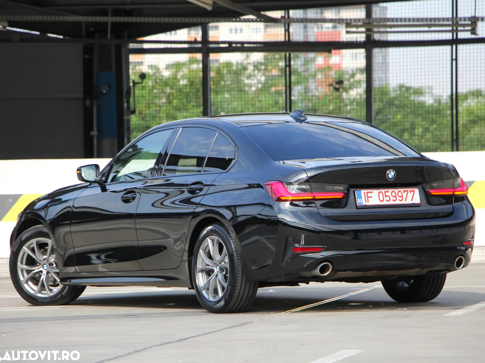 BMW Seria 3 320i Aut. Sport Line - 3