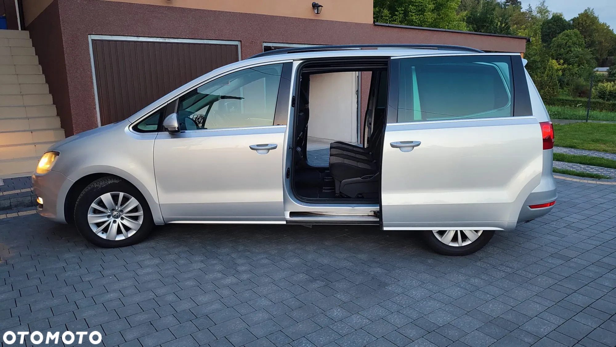 Volkswagen Sharan 2.0 TDI BlueMotion Technology Highline - 29