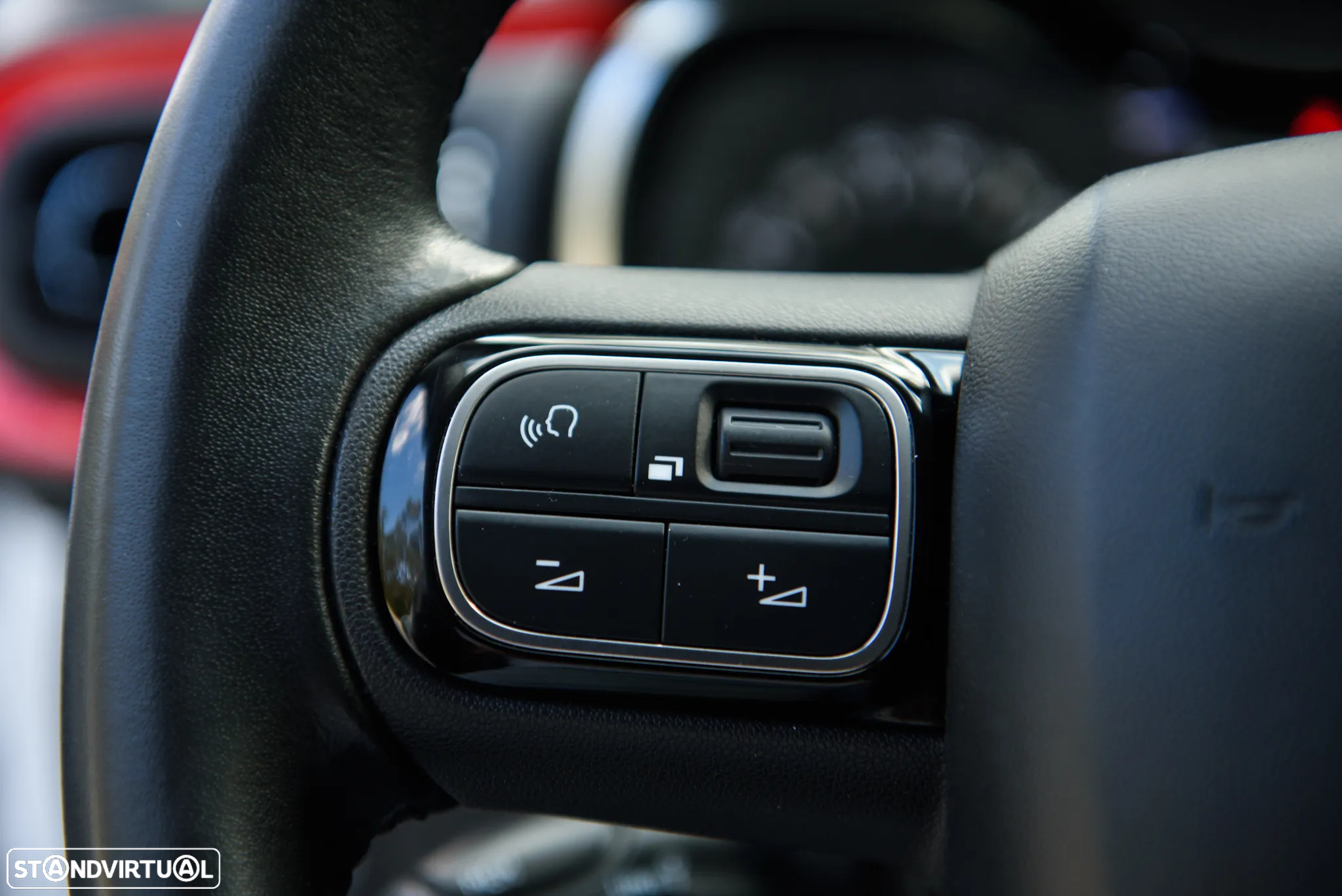 Citroën C3 1.2 PureTech Shine - 26