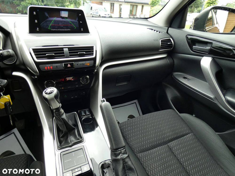Mitsubishi Eclipse Cross 1.5 T Intense - 33