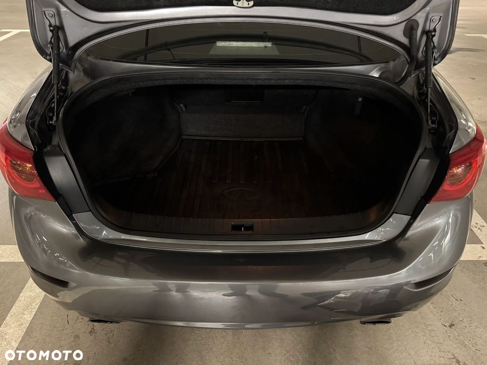 Infiniti Q50 - 18