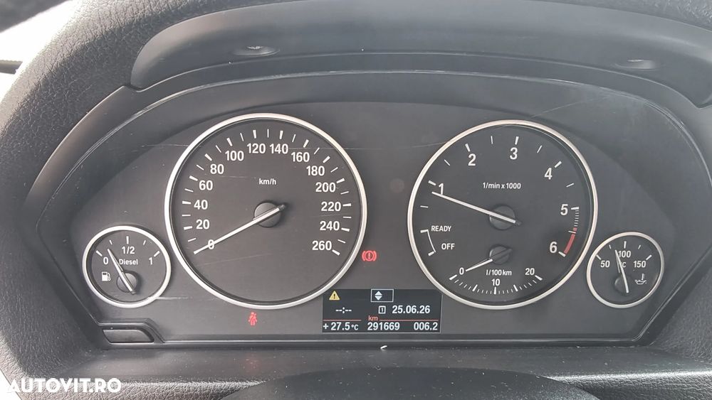 BMW Seria 3 318d Sport Line - 6