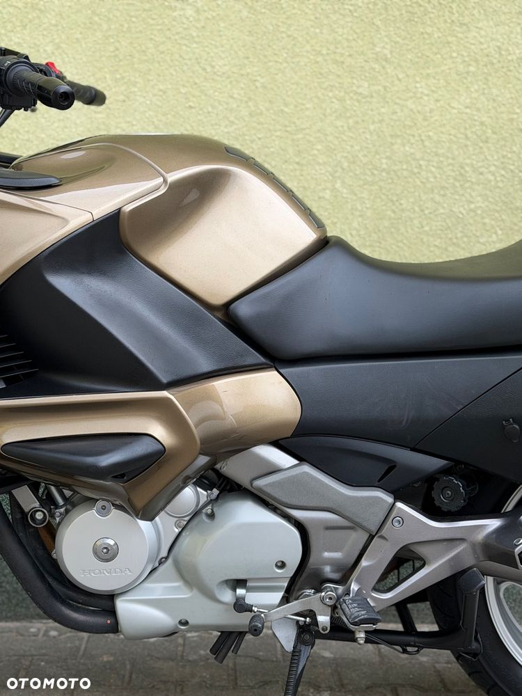 Honda NTV - 26