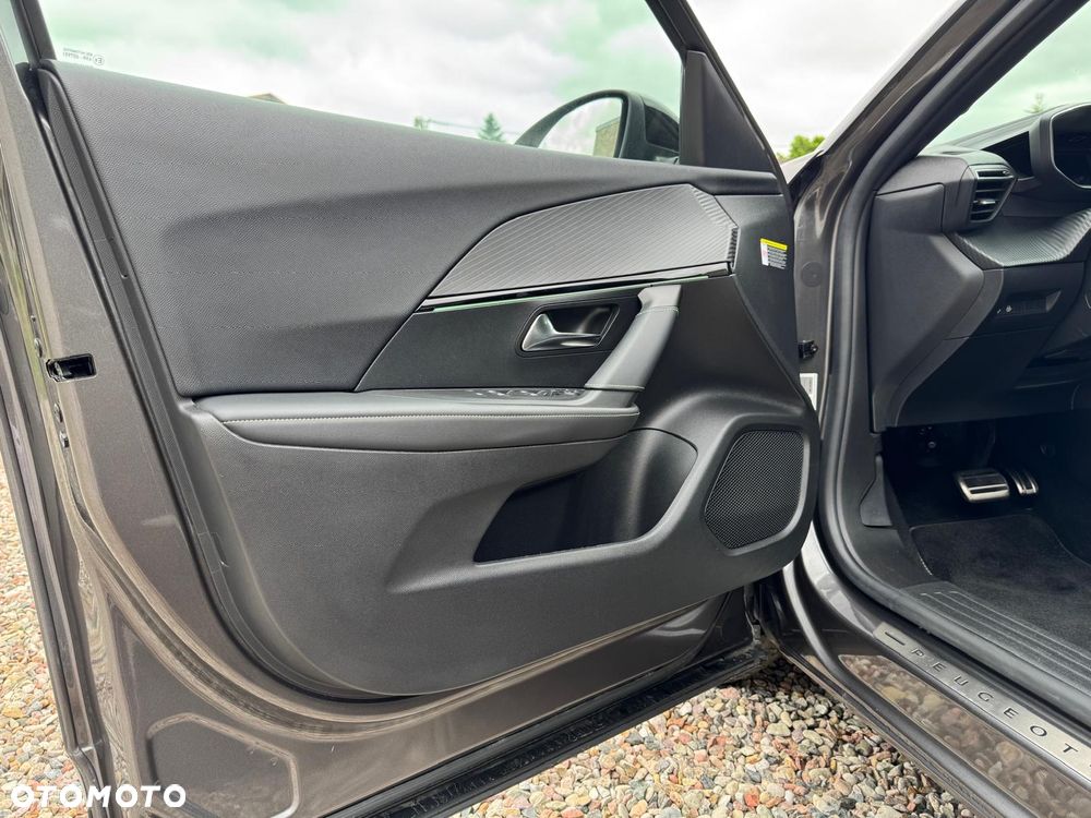 Peugeot 2008 1.5 BlueHDi GT Line S&S EAT8 - 12