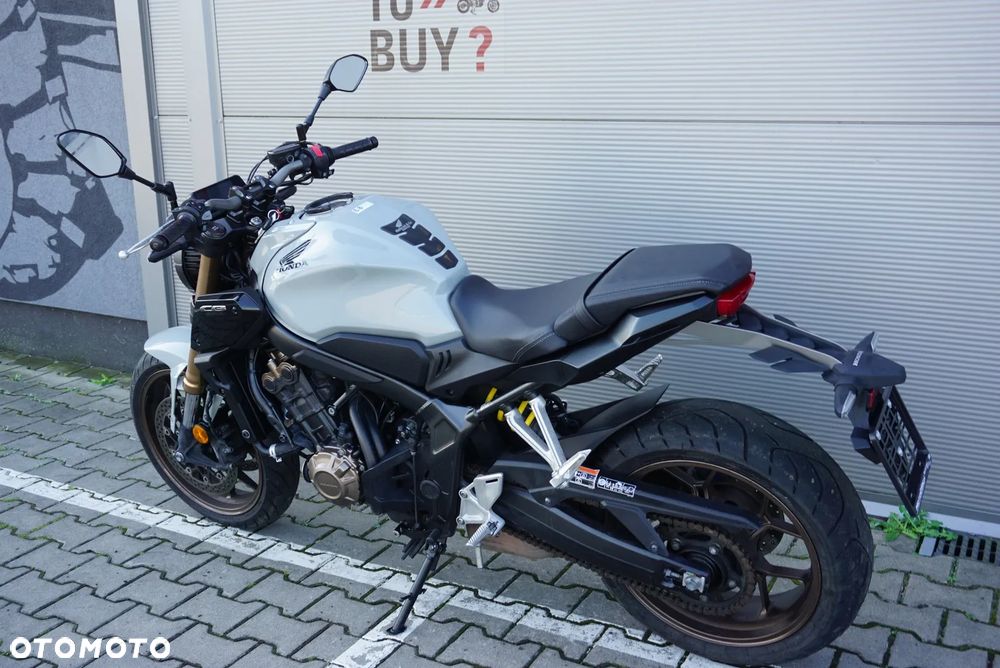Honda CB - 21