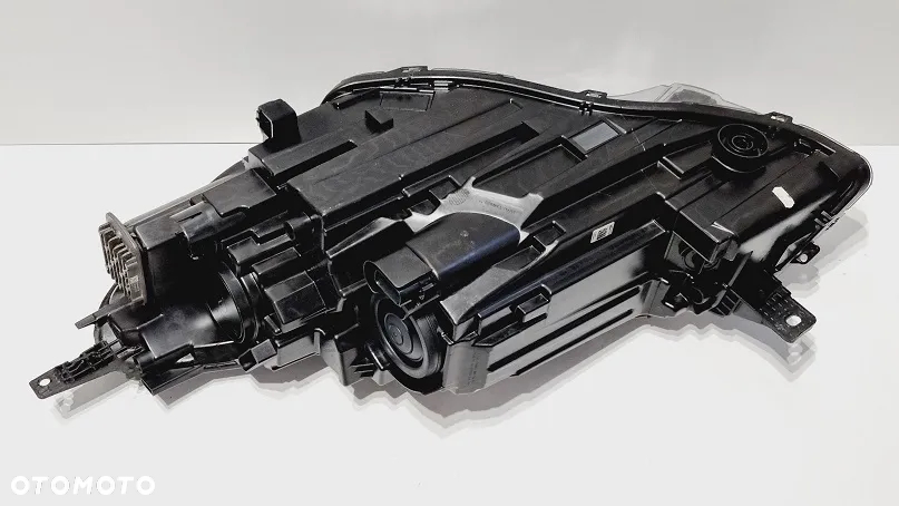 REFLEKTOR PRAWY LAMPA LED FORD KUGA MK3 EUROPA - 4