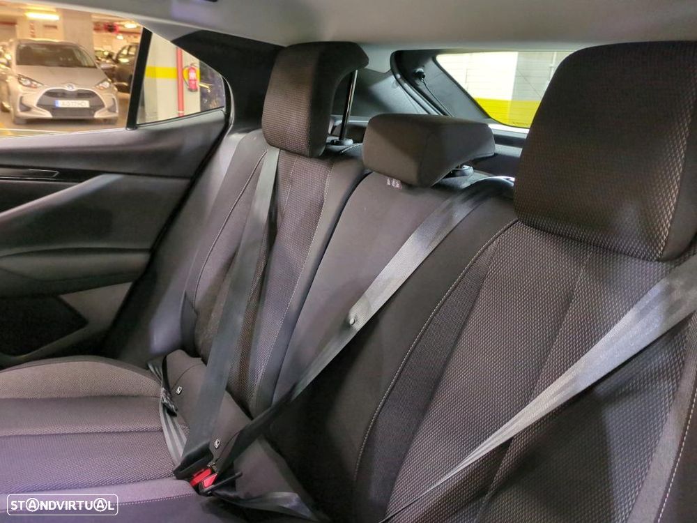 DS DS4 1.5 BlueHDi Bastille + EAT8 - 8