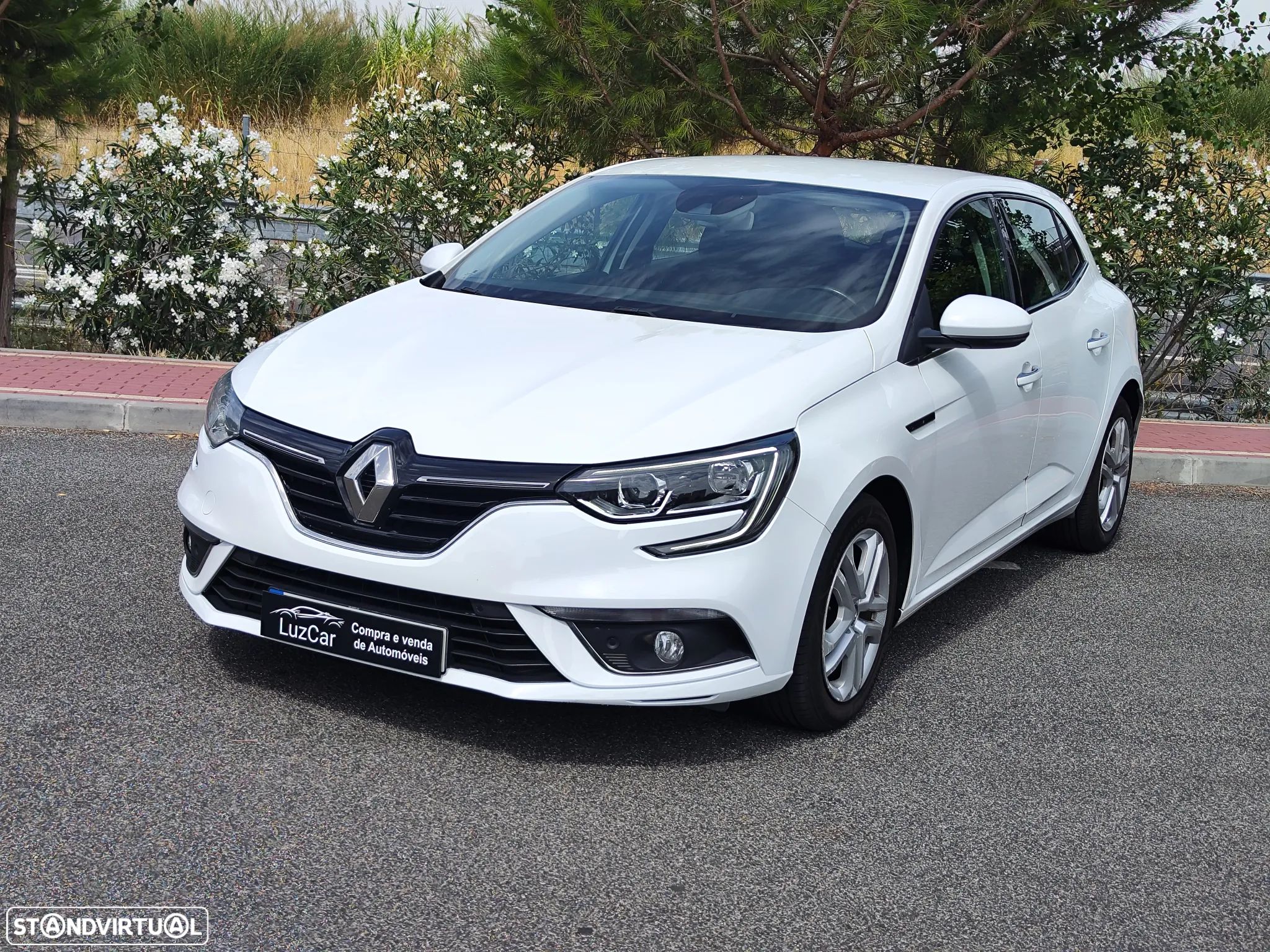 Renault Mégane ENERGY dCi 110 EDC INTENS - 1