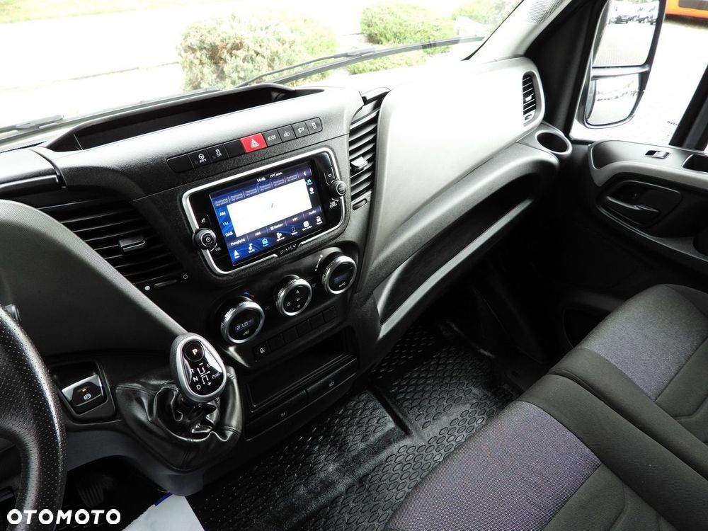 Iveco DAILY 35S18 PLANDEKA 10 PALET WEBASTO TEMPOMAT NAWIGACJA LEDY AUTOMAT HI-MATIC KLIMATYZACJA  180KM - 34