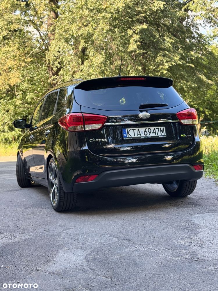 Kia Carens 1.7 CRDi L 7os - 8