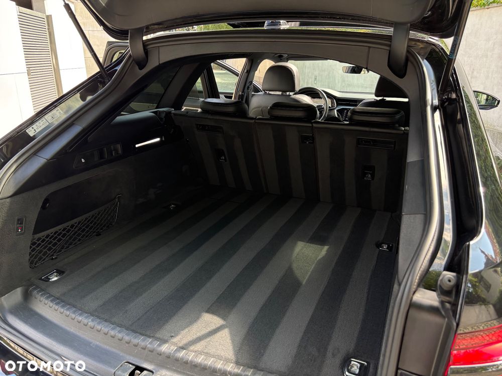 Audi A6 Avant - 27