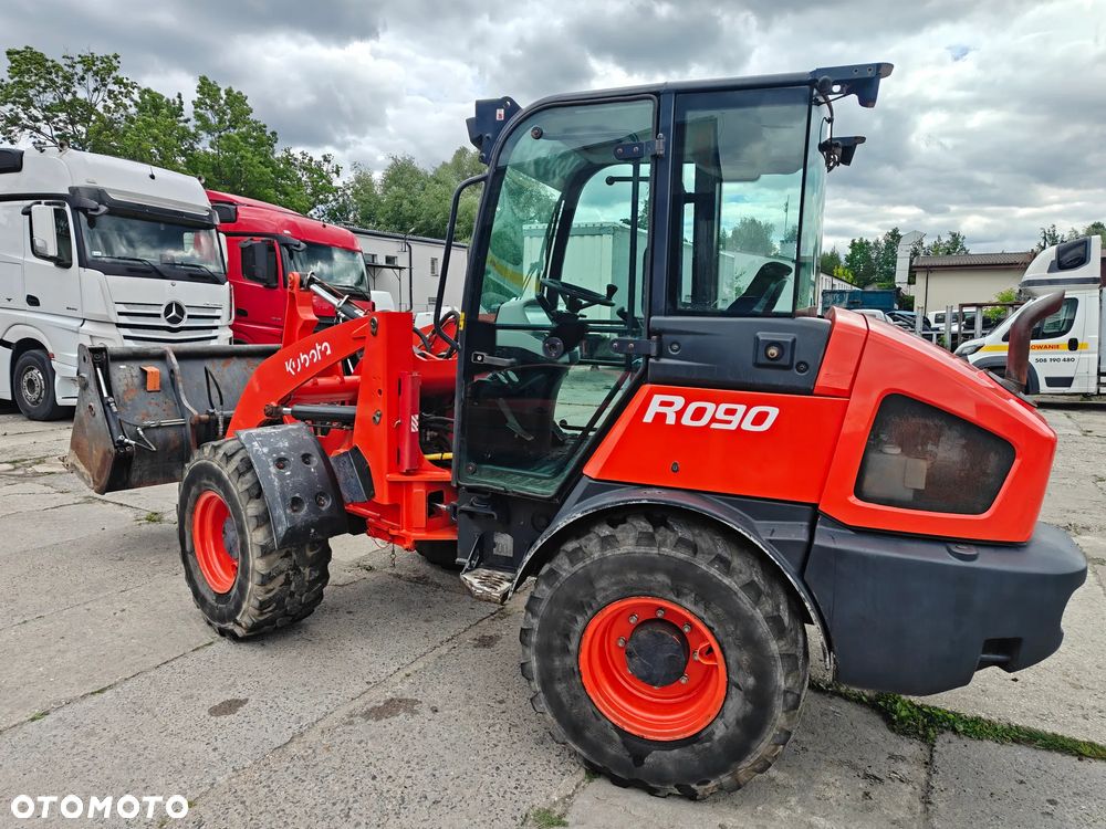 Kubota R090 - 7