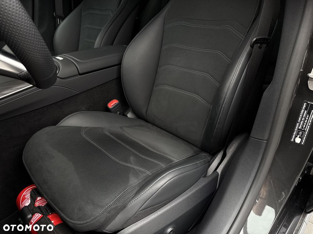 Mercedes-Benz Klasa E 300de 4Matic 9G-TRONIC Edition AMG Line - 12