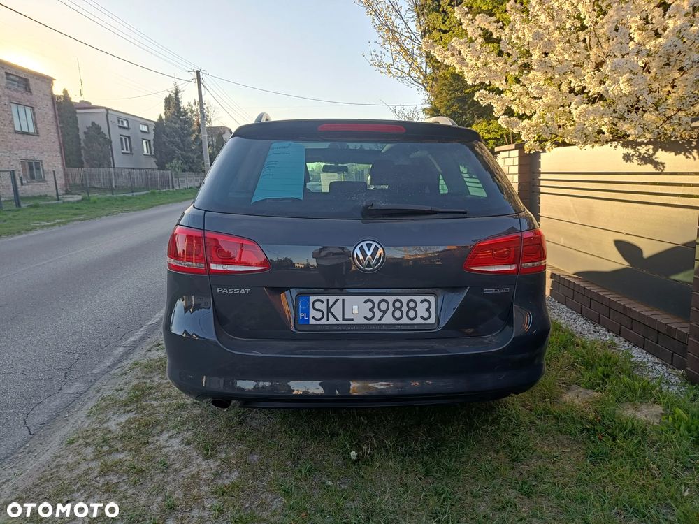 Volkswagen Passat 1.6 TDI Trendline - 4