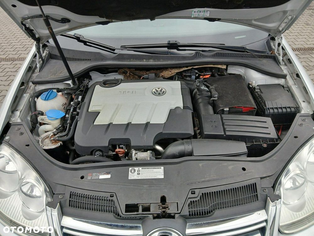 Volkswagen Golf 2.0 TDI Highline - 21