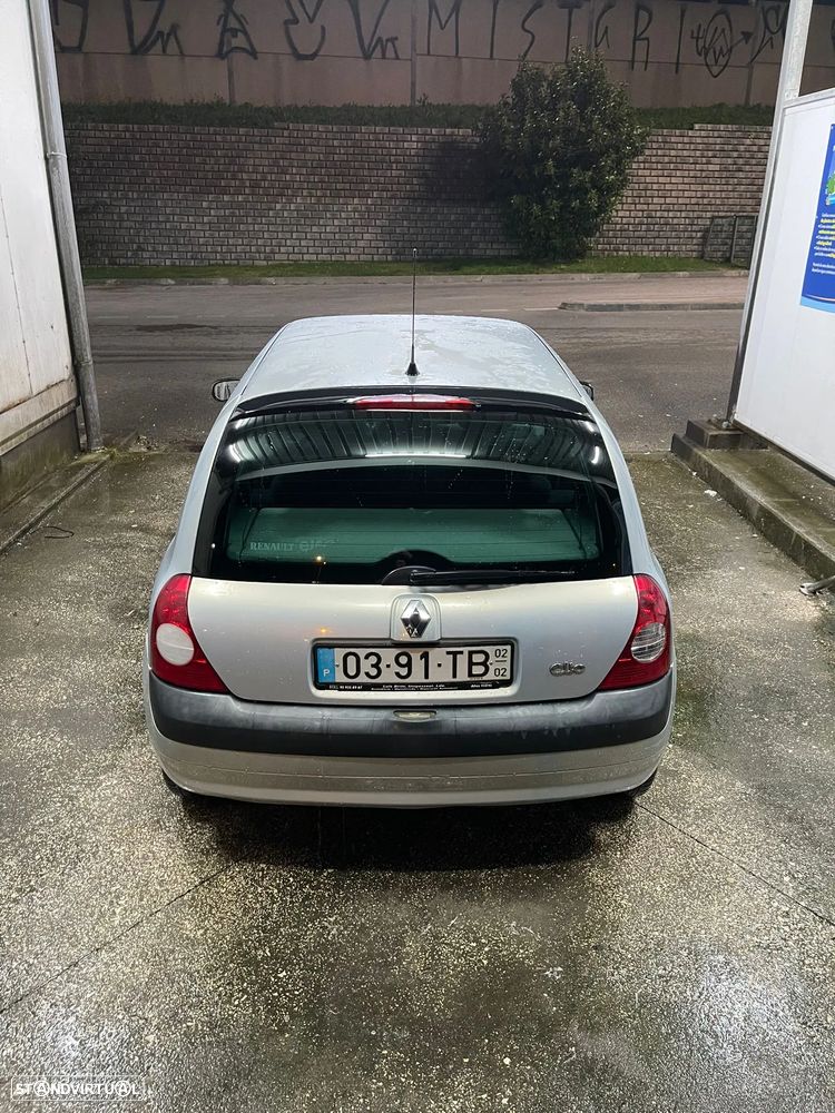 Renault Clio 1.2 - 6