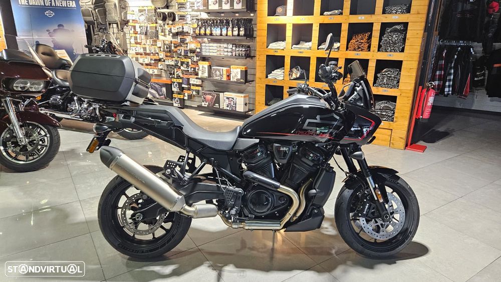 Harley-Davidson Pan America ST - 1