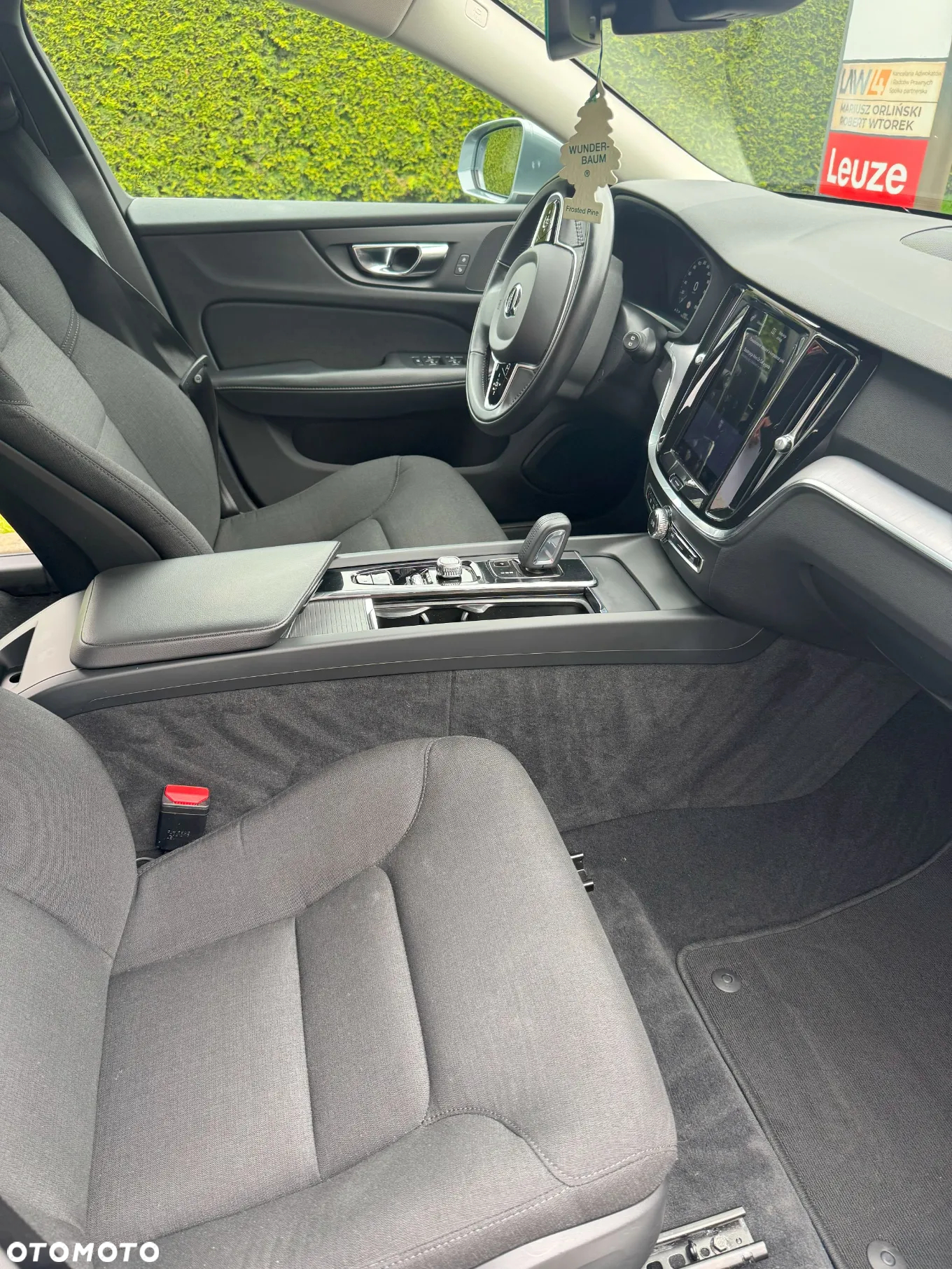 Volvo V60 B4 D Momentum Pro - 3