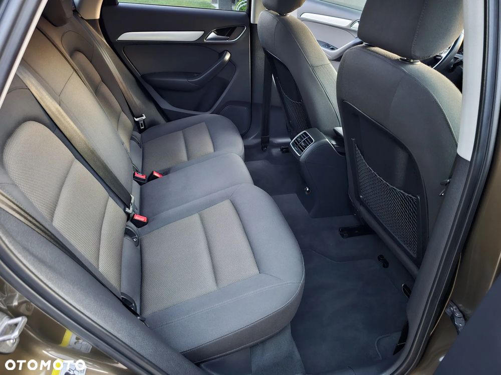 Audi Q3 - 17