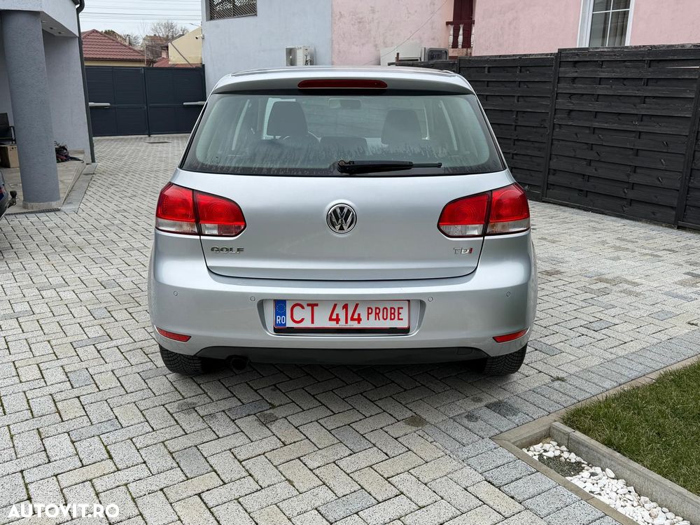 Volkswagen Golf - 4