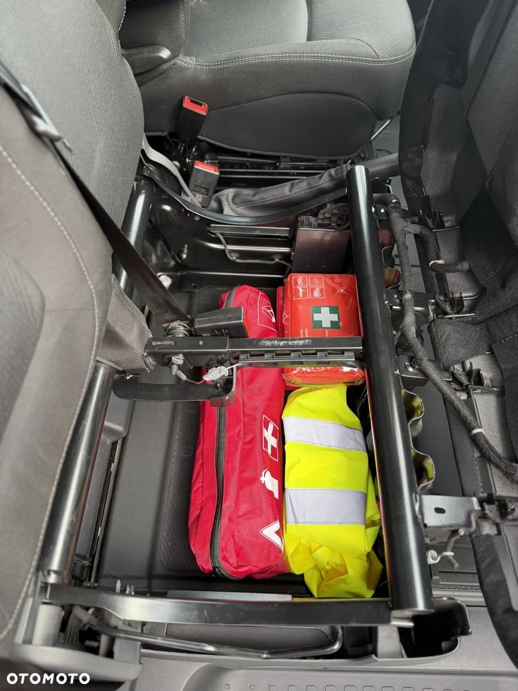 Renault TRAFIC - 24