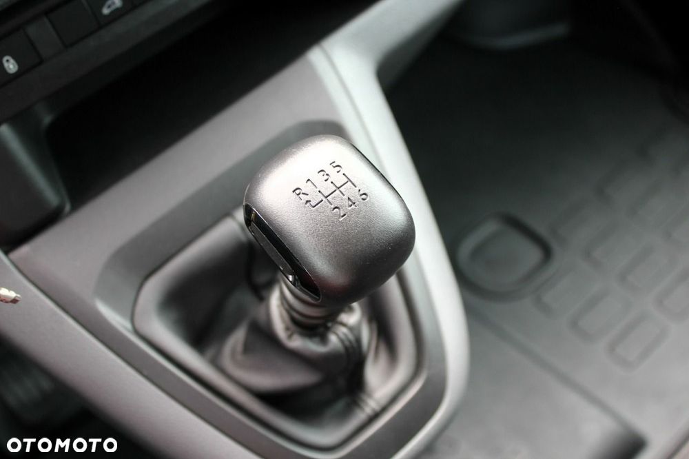 Peugeot Expert - 17