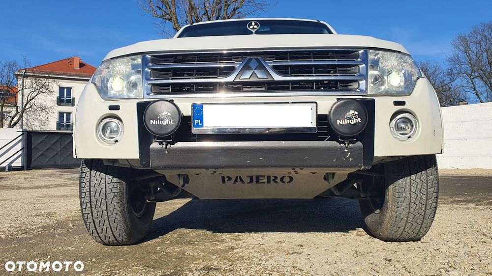 Mitsubishi Pajero 3.8 V6 Automatik Instyle - 2