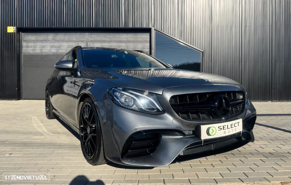 Mercedes-Benz E 220 d T 9G-TRONIC AMG Line - 2