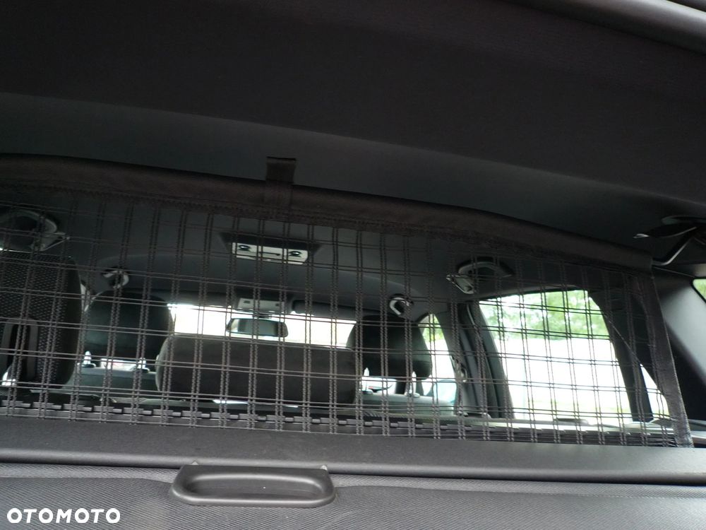 BMW Seria 3 325i xDrive - 38