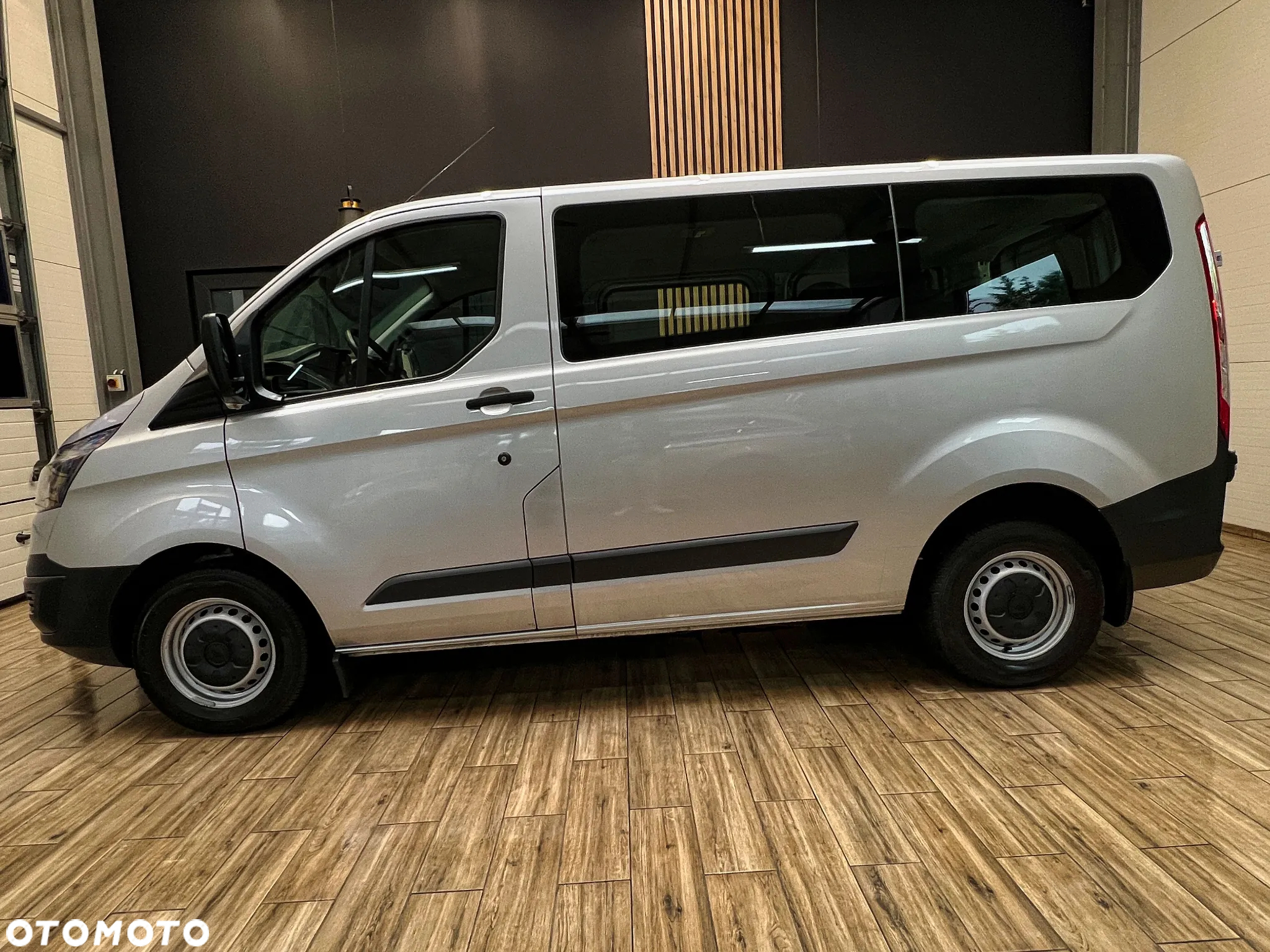 Ford Transit Custom 310 L1H1 Trend - 11