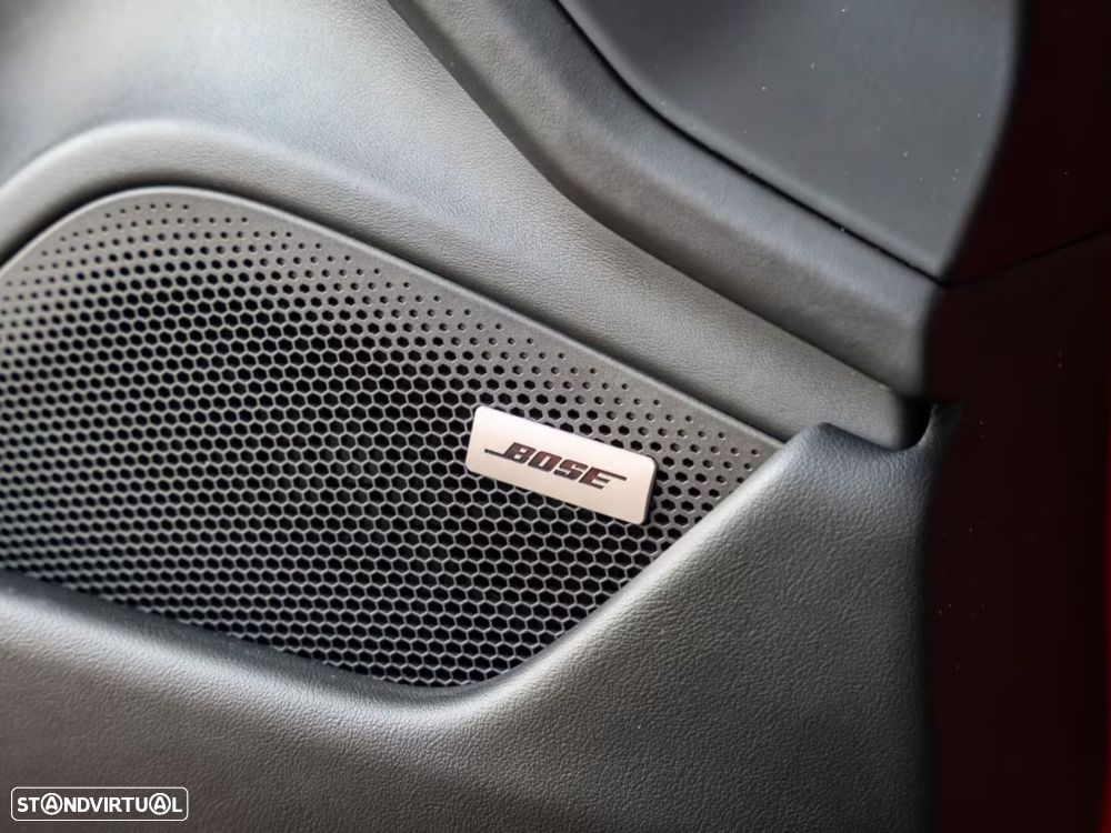 Porsche Taycan Sport Turismo - 19