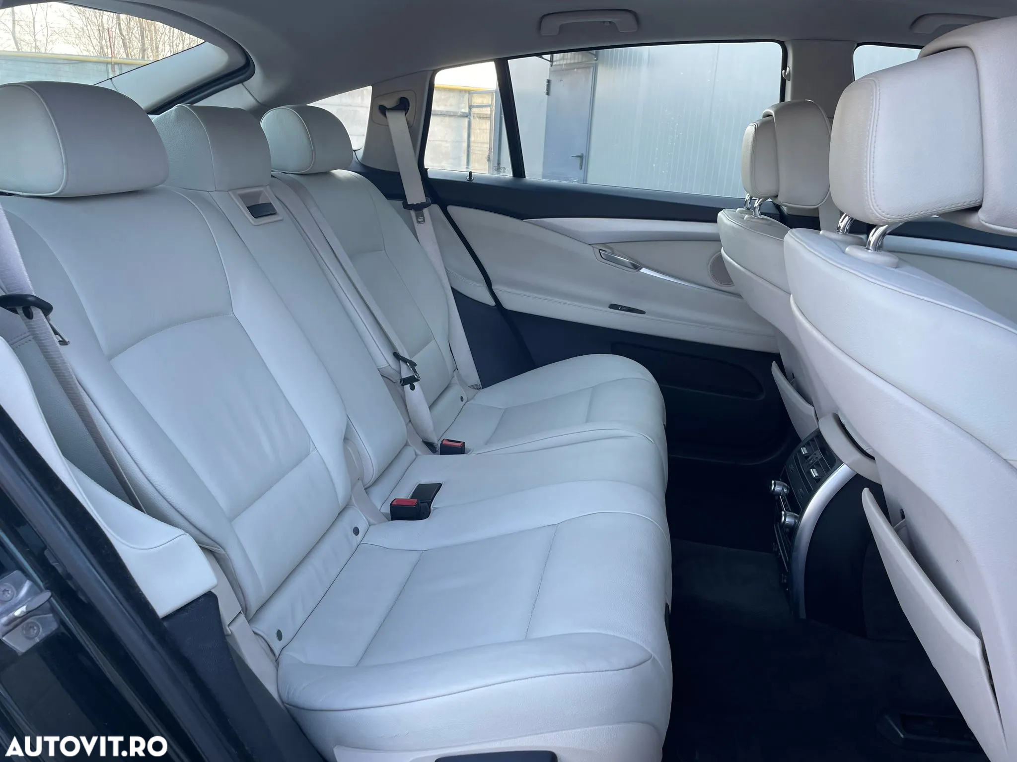 BMW Seria 5 520d Gran Turismo Aut. Luxury Line - 16