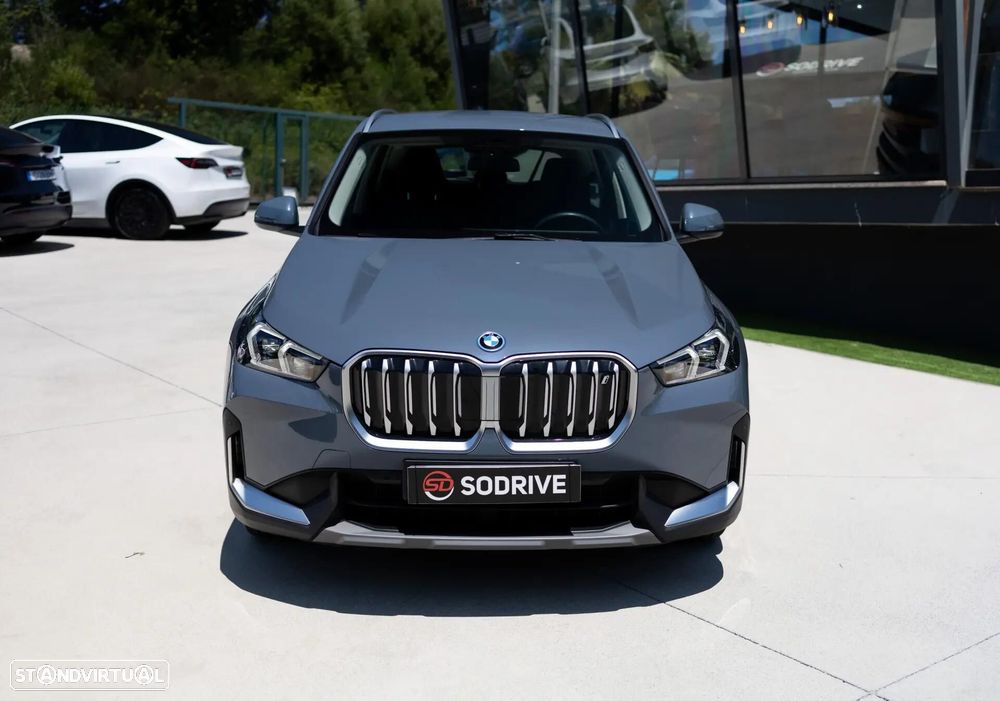 BMW iX3 Impressive - 4