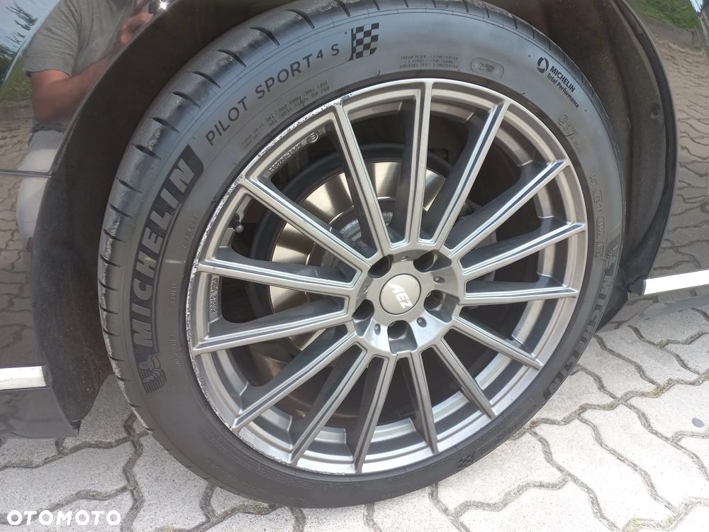 Audi A8 - 18