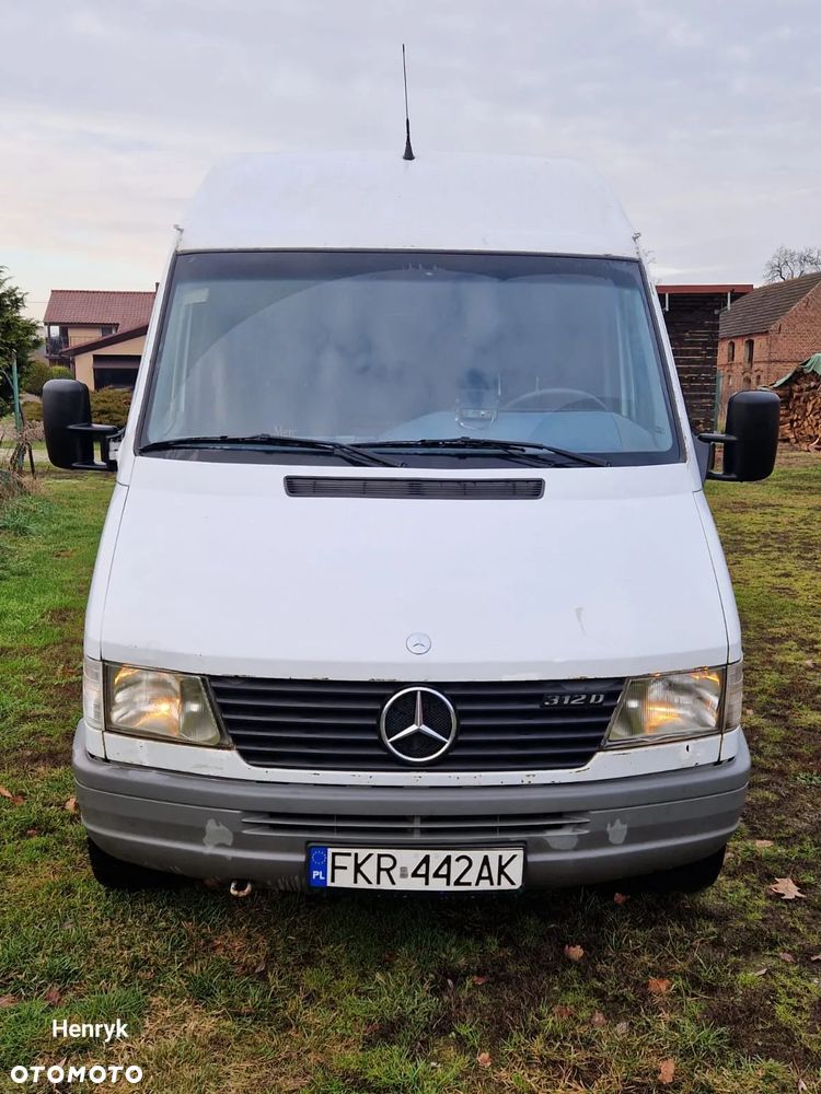 Mercedes-Benz SPRINTER - 2