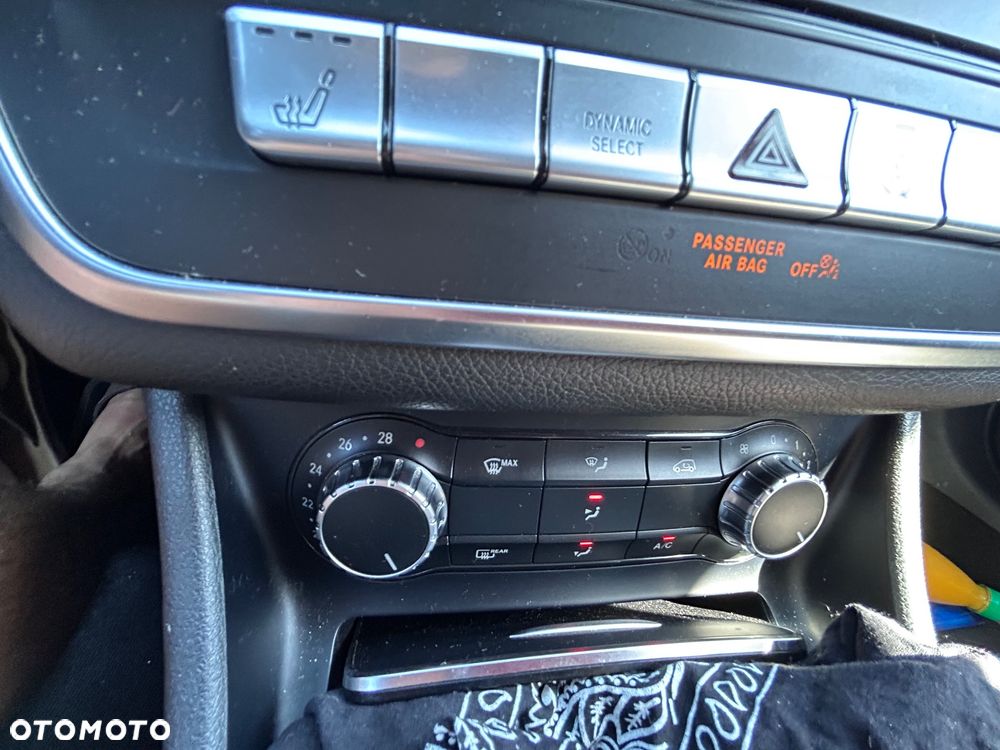 Mercedes-Benz CLA - 22