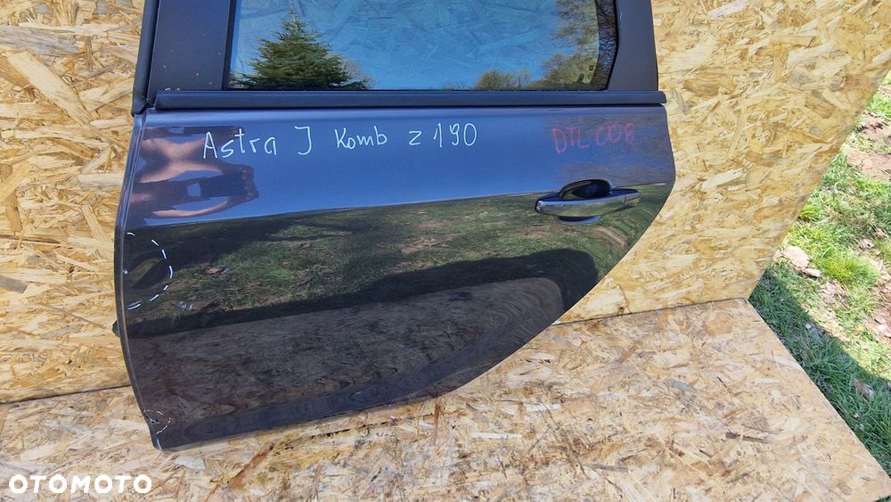 OPEL ASTRA J KOMBI DRZWI TYŁ TYLNE LEWE LEWA KOD LAK. Z190 - 6