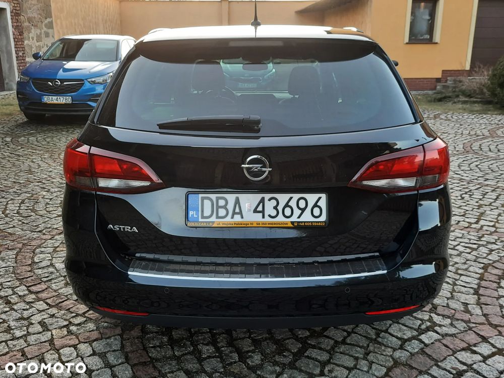 Opel Astra 1.6 D Start/Stop 120 Jahre - 10