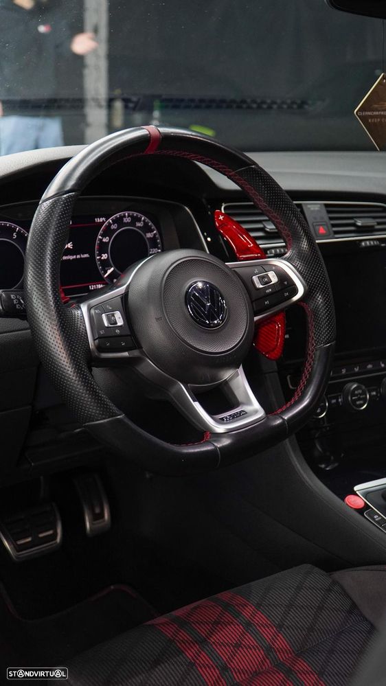 VW Golf GTI TCR 2.0 TSI OPF DSG - 21