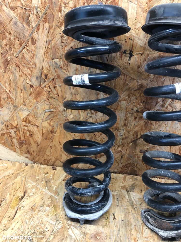 SPRĘŻYNA ZAWIESZENIA TYŁ BMW F31 X-DRIVE EG - 2