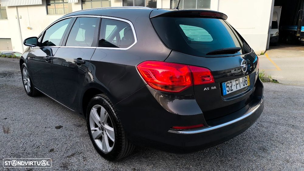 Opel Astra Sports Tourer 1.6 CDTi Cosmo S/S - 24