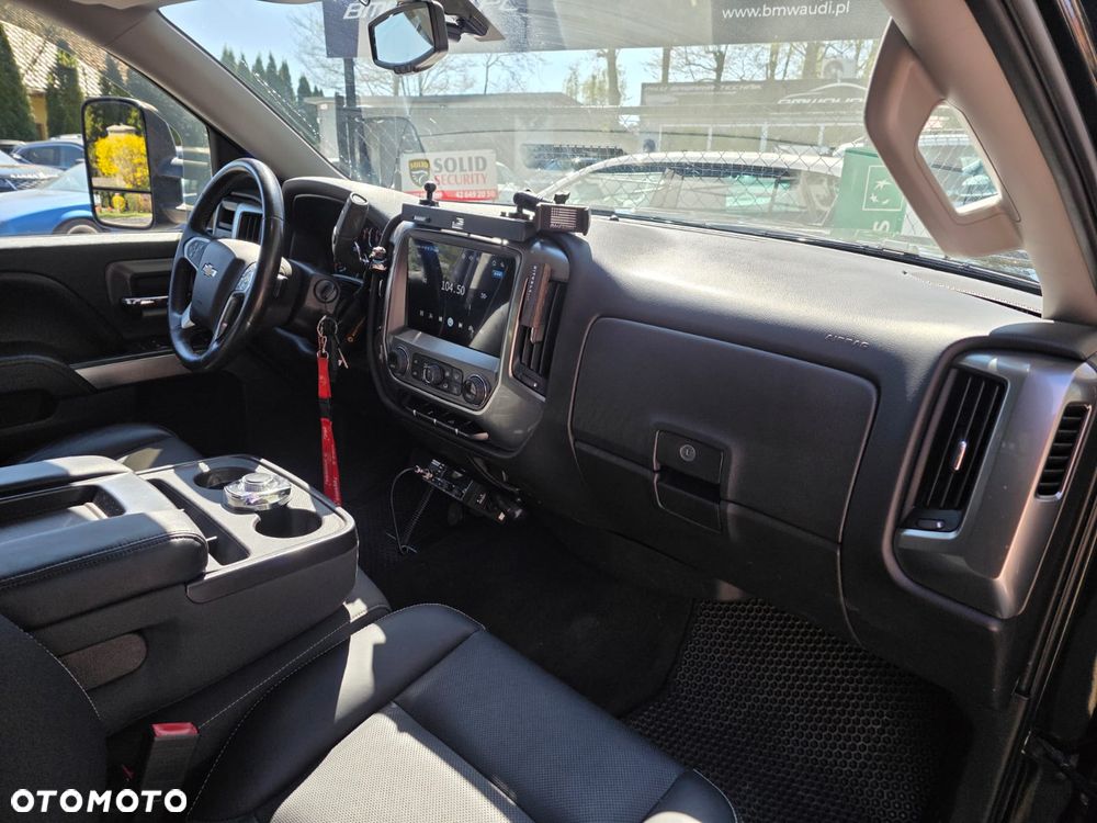 Chevrolet Silverado - 15