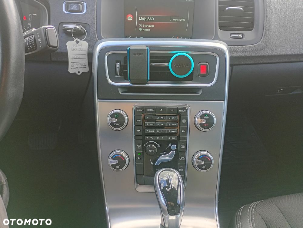 Volvo S60 D3 Geartronic Momentum - 32