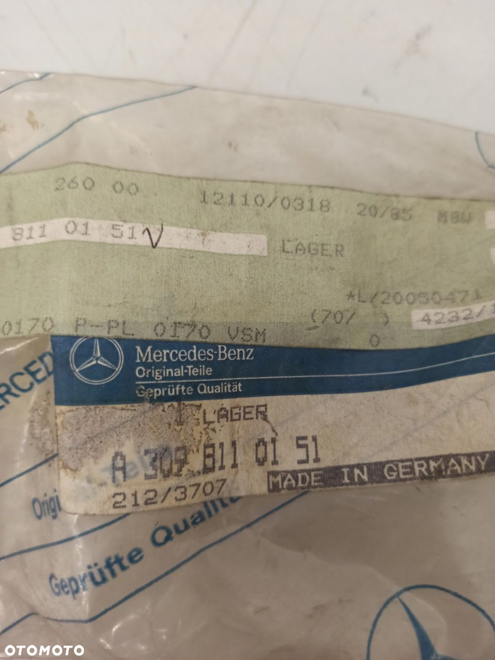 UCHWYT LUSTERKA MERCEDES UNIMOG A3818110007 ASO - 3