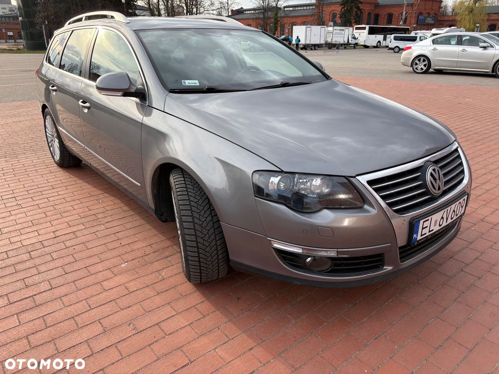 Volkswagen Passat - 4