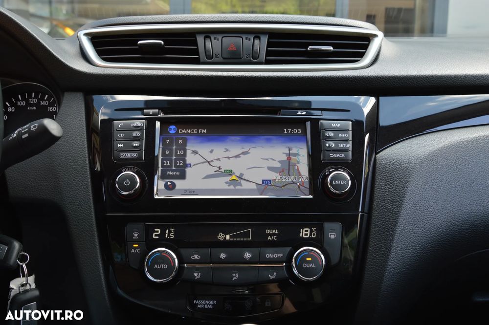 Nissan Qashqai 1.6 DCI Xtronic ACENTA - 22