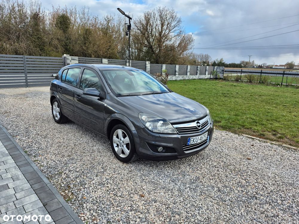 Opel Astra 1.4 Edition 111 Jahre - 3
