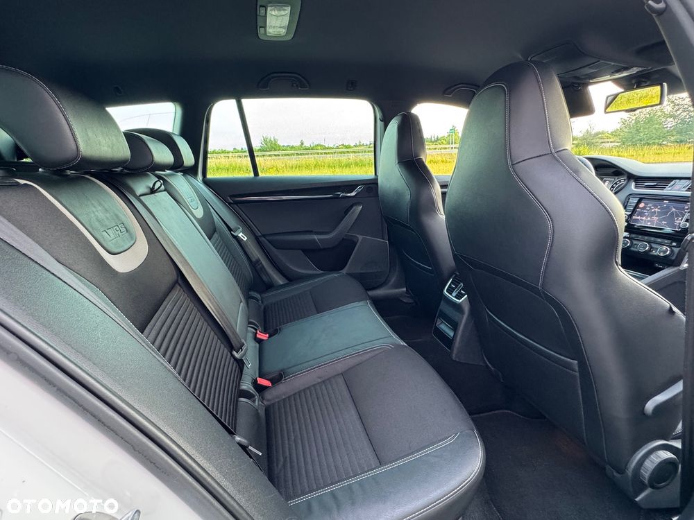 Skoda Octavia 2.0 TSI (Green tec) RS - 12